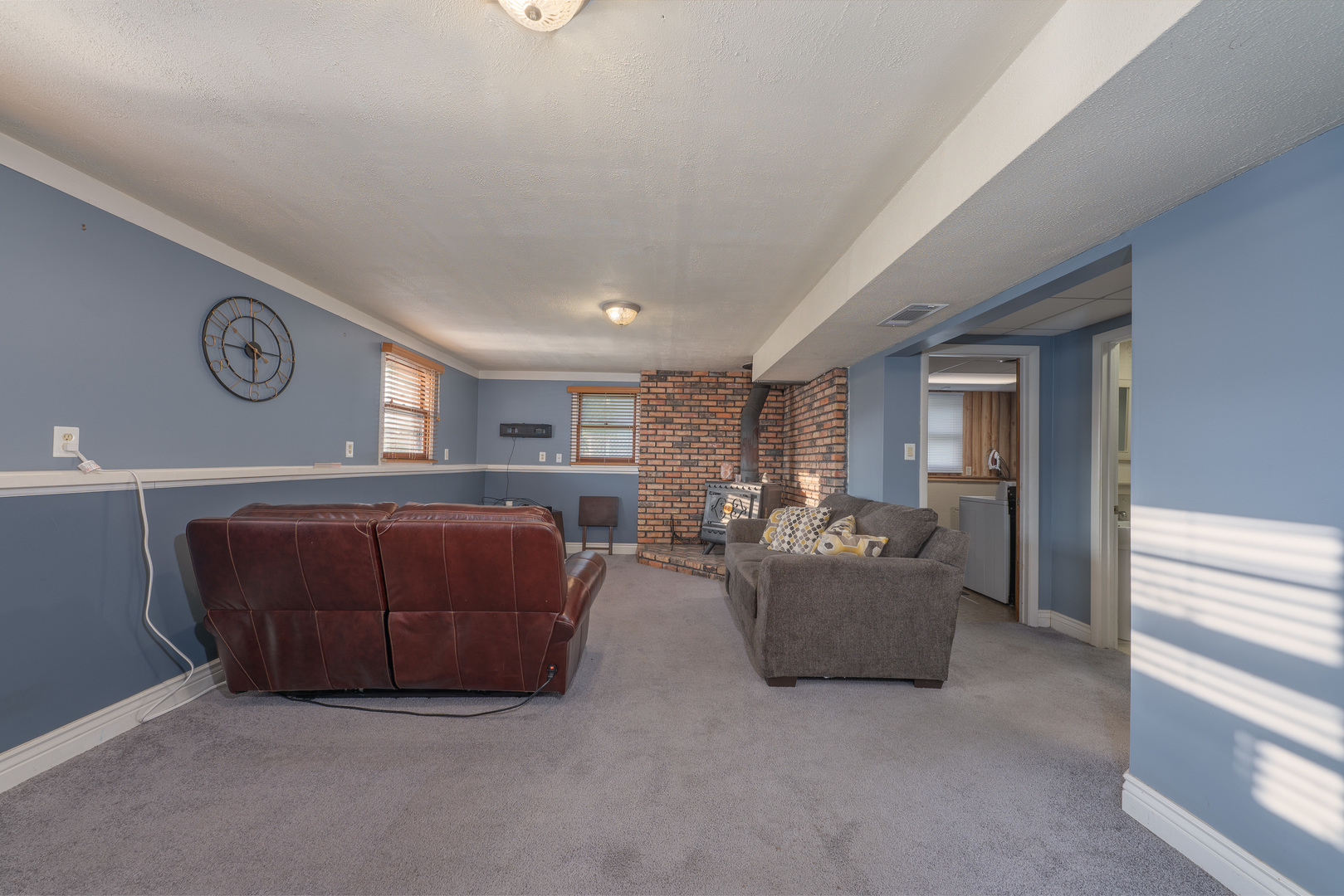 817 Southgate Road New Lenox, IL 60451 - Photo 15 of 30 a living room with furniture and a window