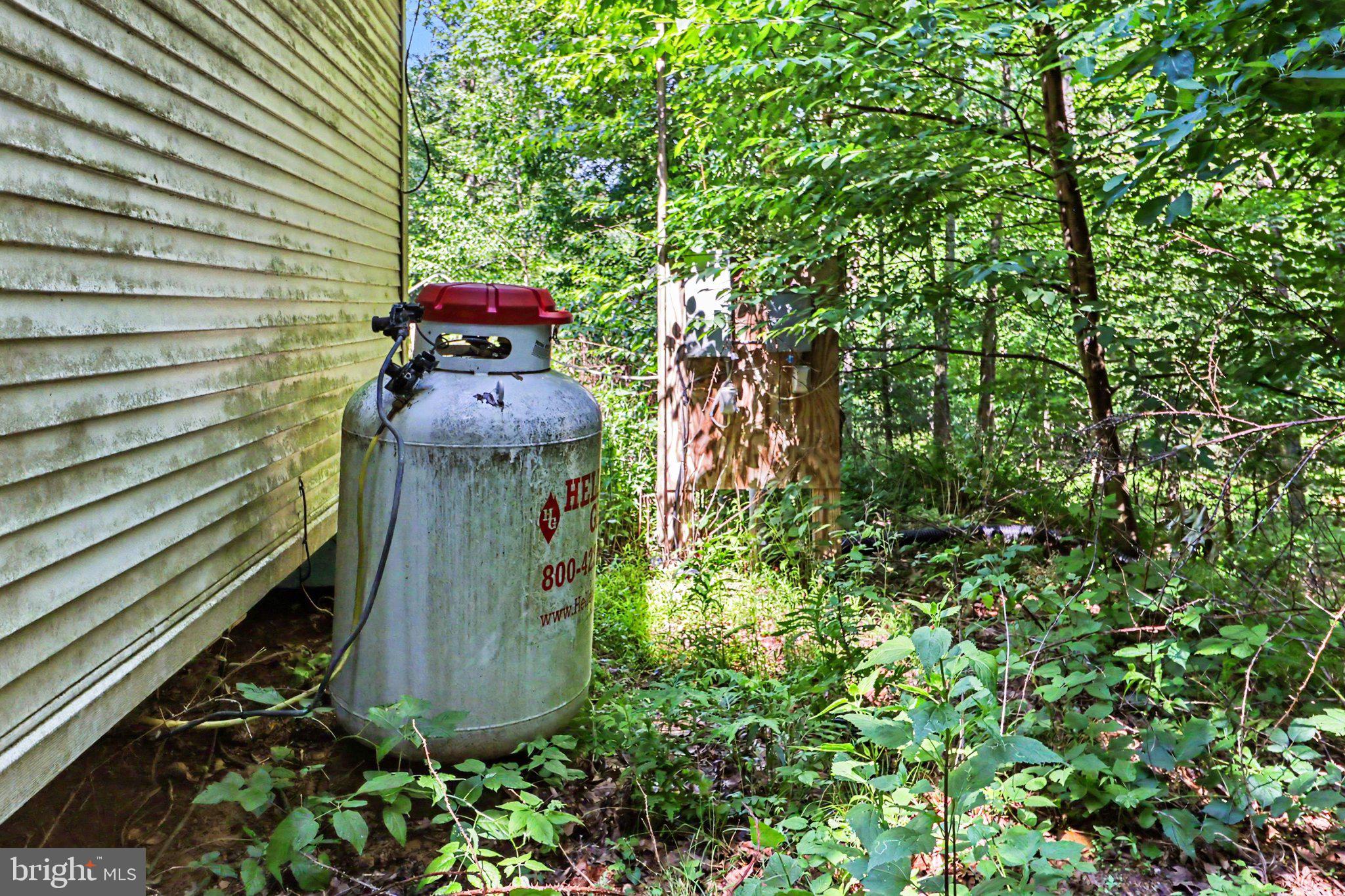 739 Bucks Church Road Newport, PA 17074 - Photo 3 of 16 Propane