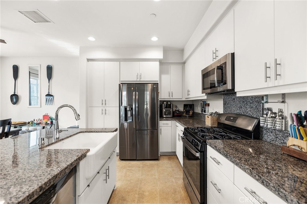 45477 Calle Cirros Temecula, CA 92592 - Photo 7 of 28