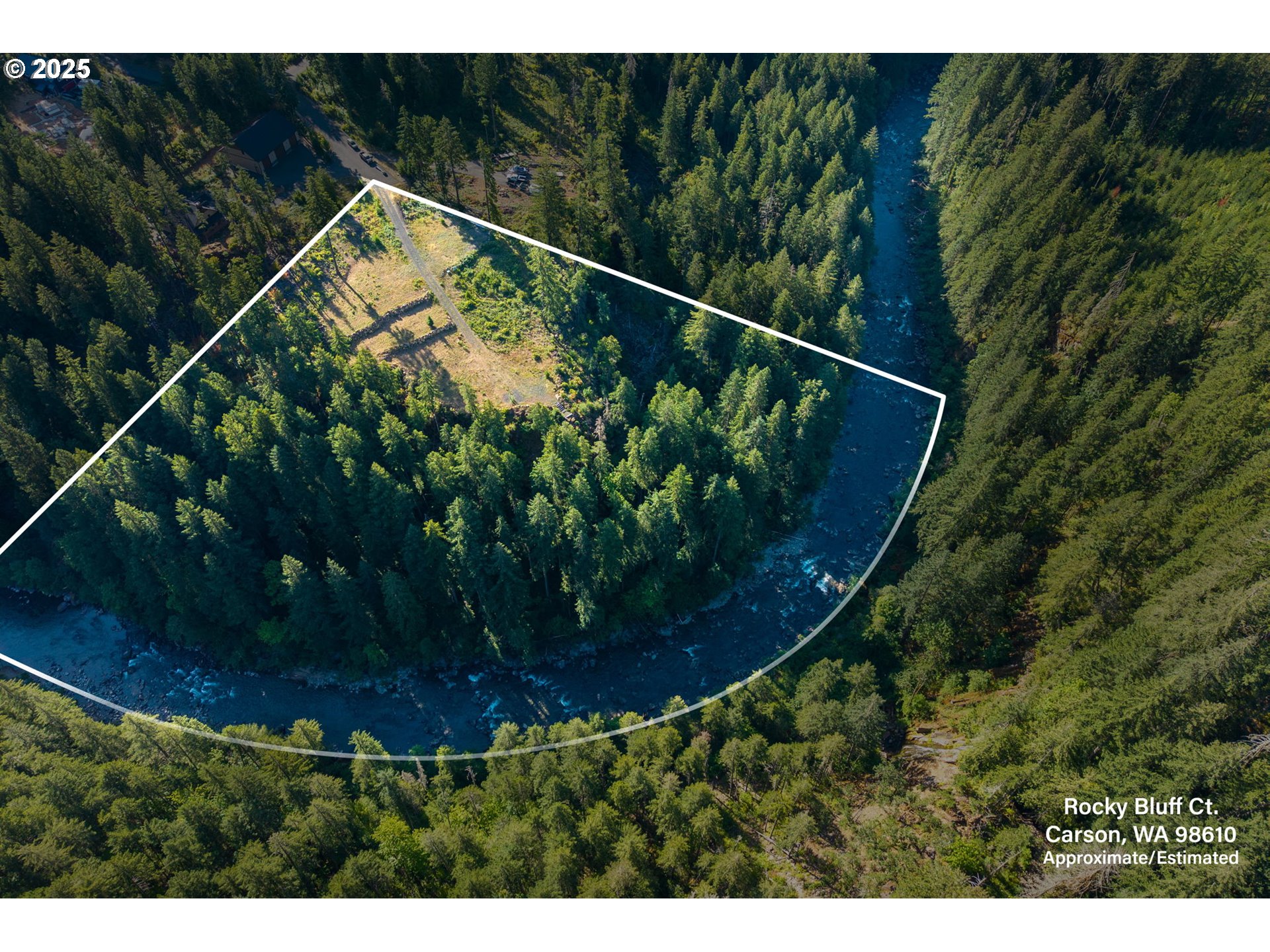 Boulder Ridge Carson, WA 98610 - Photo 2 of 26 a view of a backyard