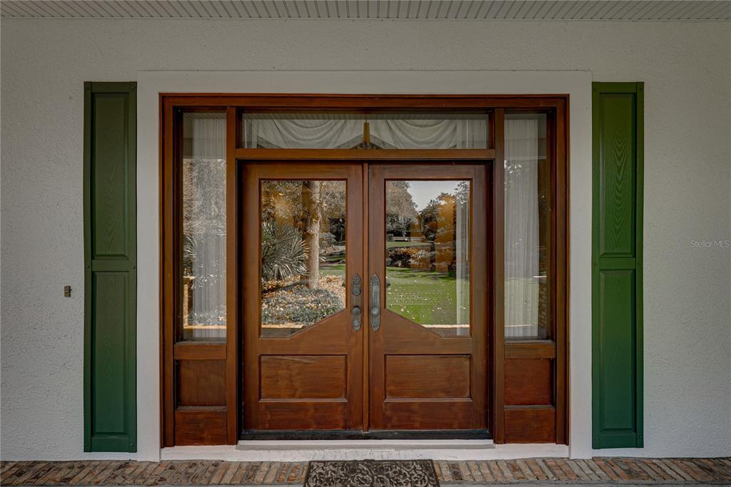 3505 Gallagher Road Dover, FL 33527 - Photo 34 of 100 a view of a wooden door