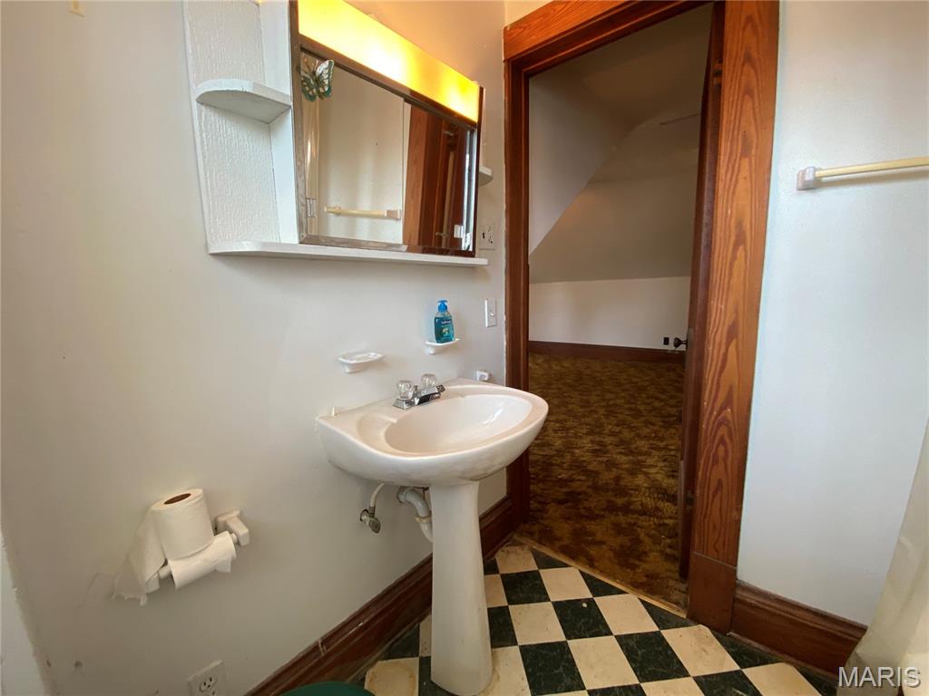 217 West 6th Street Hermann, MO 65041 - Photo 29 of 40