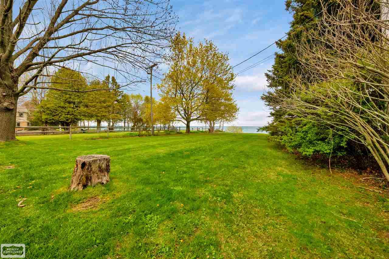 4549 Lakeshore Road Lexington, MI 48450 - Photo 25 of 46