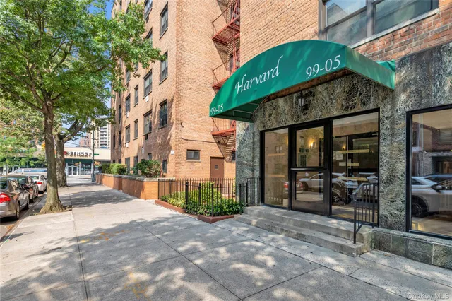 $285,000 | 99-05 59th Avenue, Unit 6B | South Corona