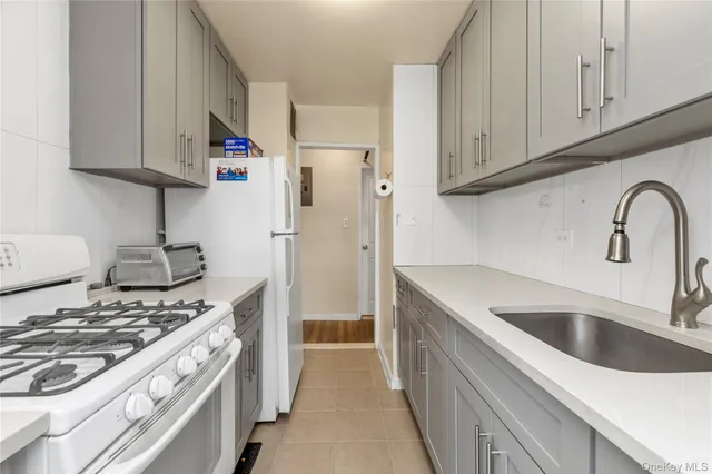 $285,000 | 99-05 59th Avenue, Unit 6B | South Corona