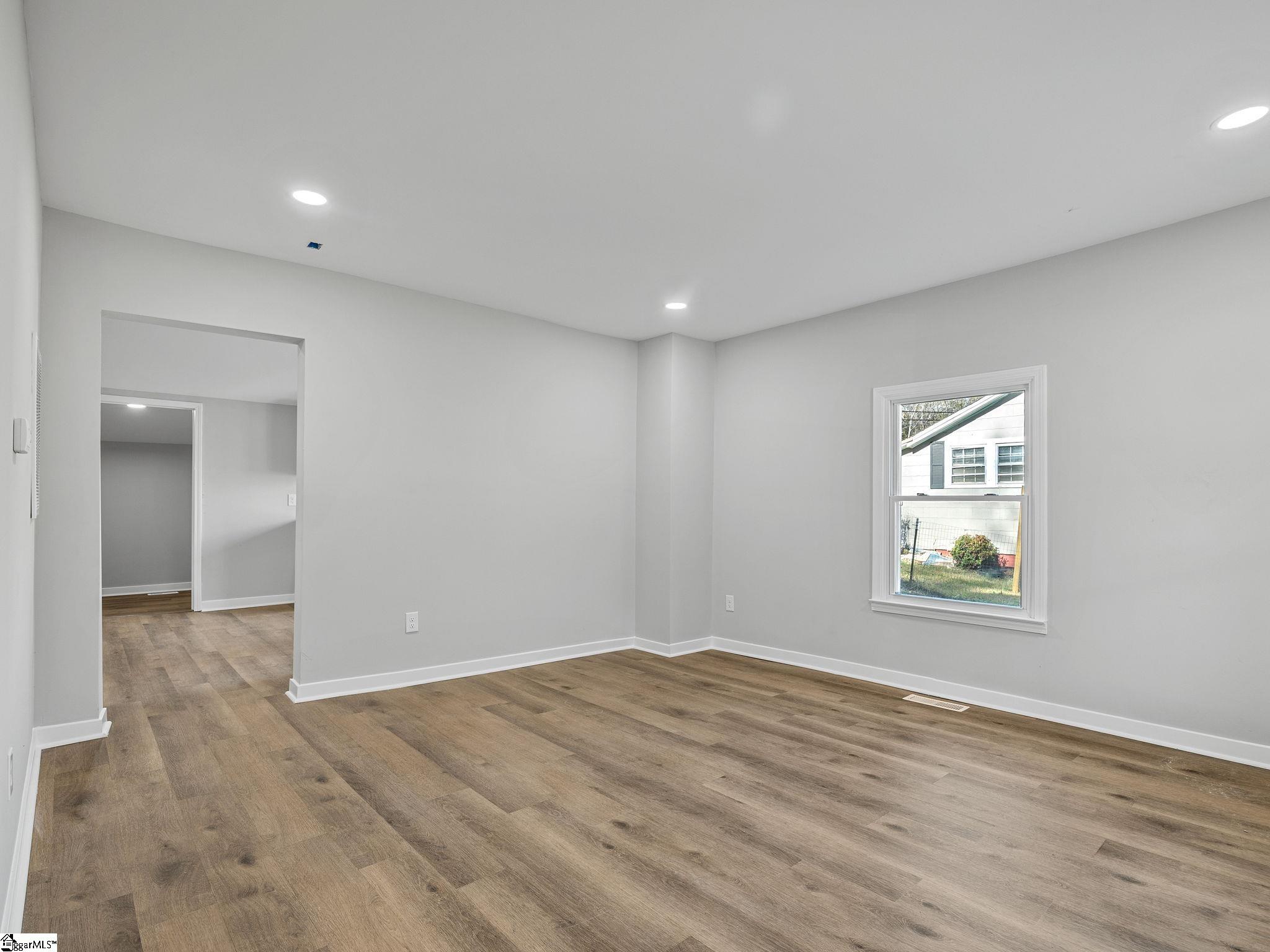 401 Parker Road Enoree, SC 29335 - Photo 8 of 34 Gallery Image 8