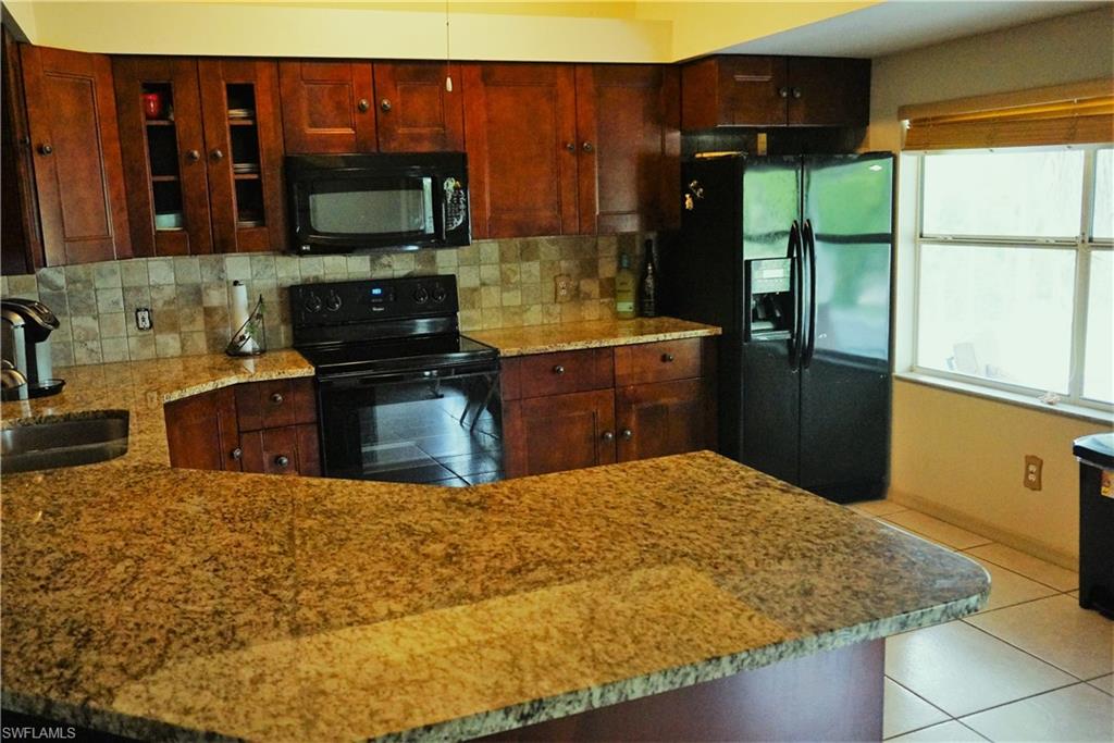 921 13th Street Southwest Naples, FL 34117 - Photo 3 of 18 Gallery Image 3