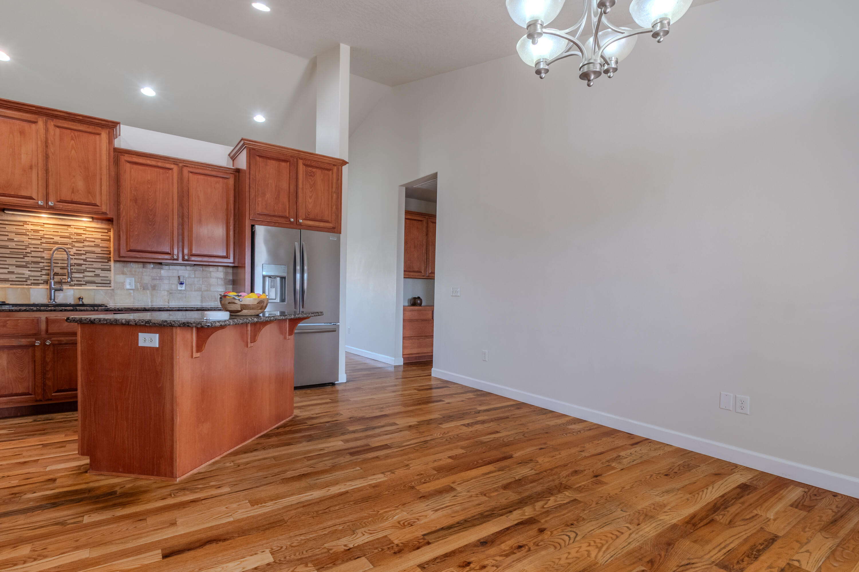 584 Barton Road Eagle Point, OR 97524 - Photo 14 of 30 01-15
