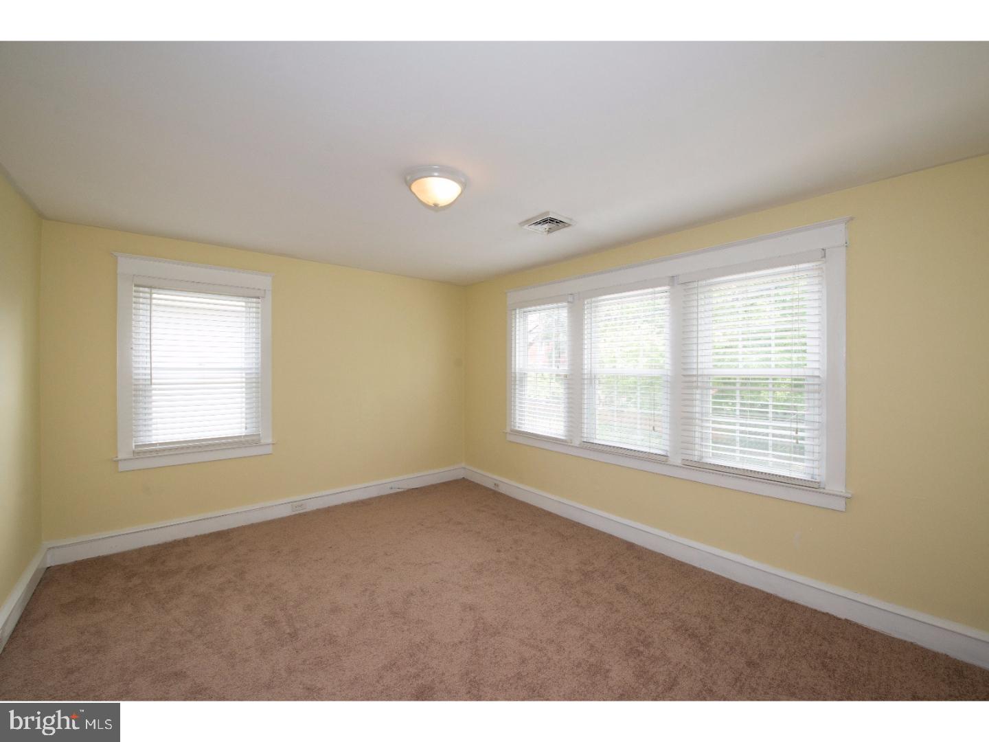 614 Crestview Road Philadelphia, PA 19128 - Photo 12 of 18