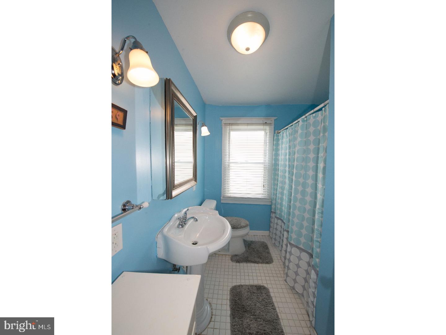 614 Crestview Road Philadelphia, PA 19128 - Photo 14 of 18