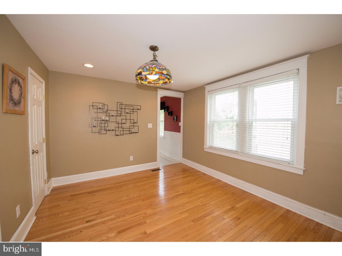 614 Crestview Road Philadelphia, PA 19128 - Photo 6 of 18