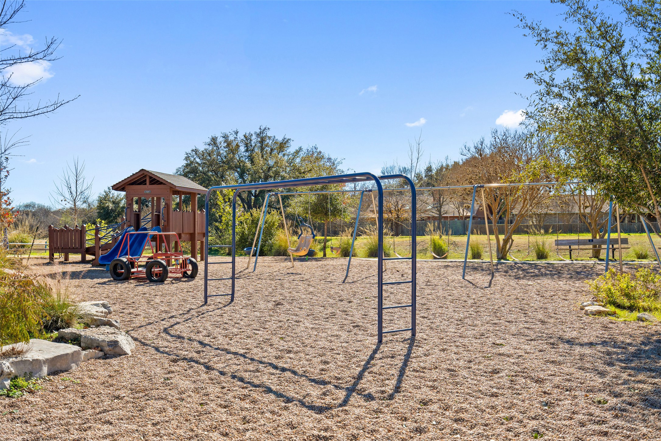 6906 One Oak Road Austin, TX 78749 - Photo 36 of 39