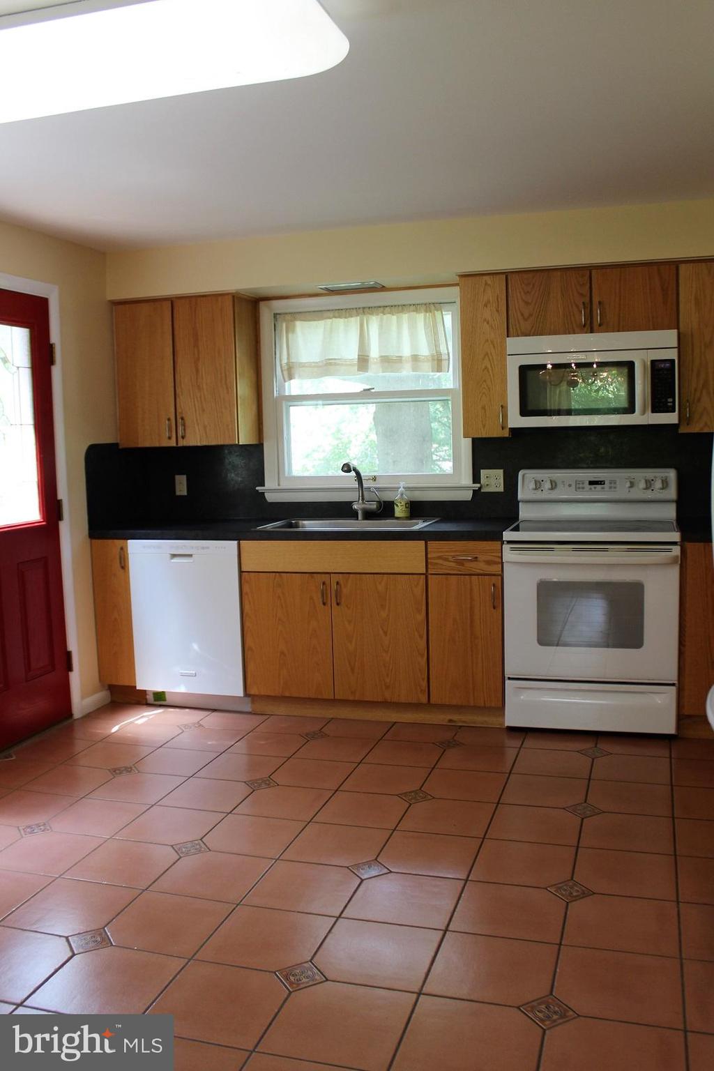 460 Scotland Road Quarryville, PA 17566 - Photo 16 of 32 Kitchen