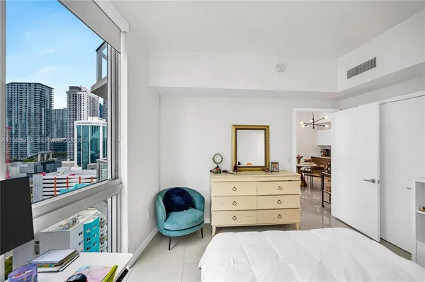 $4,500 | 1010 Southwest 2nd Avenue, Unit 2004, Miami, FL 33130