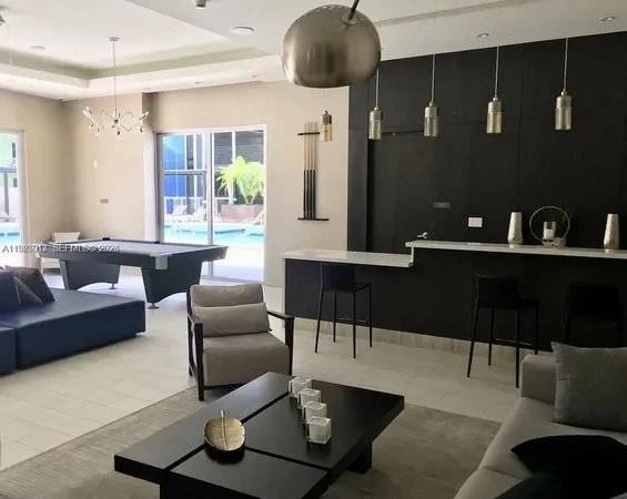 $4,500 | 1010 Southwest 2nd Avenue, Unit 2004, Miami, FL 33130