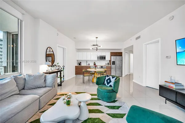 $4,500 | 1010 Southwest 2nd Avenue, Unit 2004, Miami, FL 33130