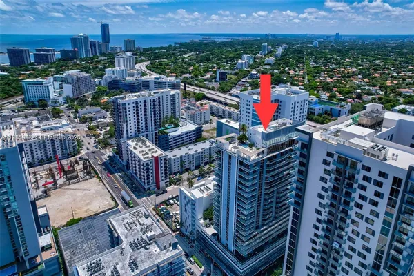 $4,500 | 1010 Southwest 2nd Avenue, Unit 2004, Miami, FL 33130