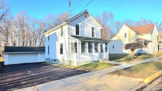 $270,000 | 500 East Main Street, Manchester, MI 48158