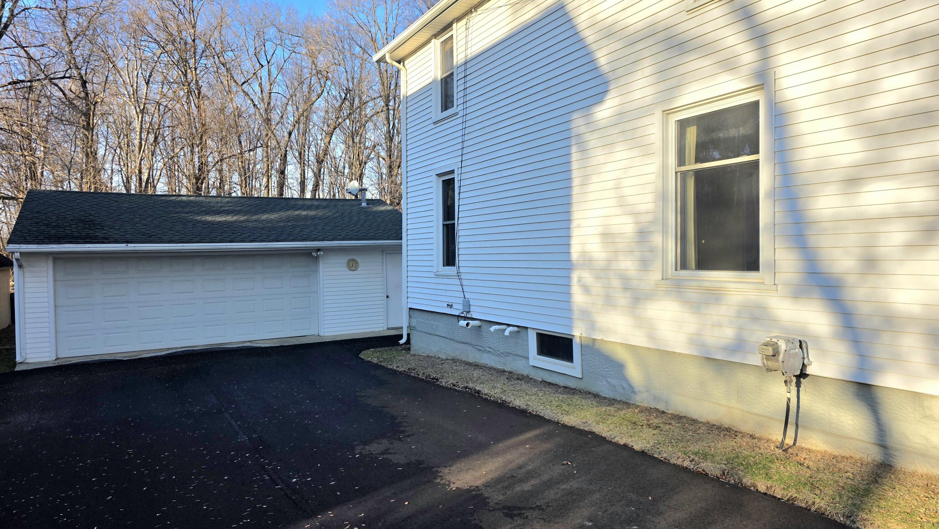 500 East Main Street Manchester, MI 48158 - Photo 35 of 50 20260113_160128