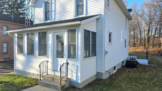$270,000 | 500 East Main Street, Manchester, MI 48158