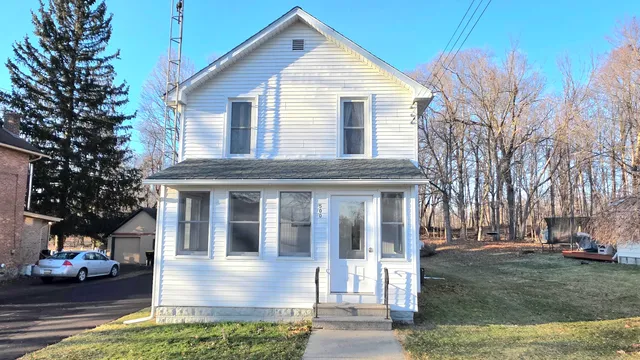 $270,000 | 500 East Main Street, Manchester, MI 48158