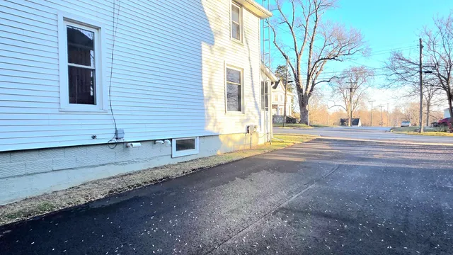 $270,000 | 500 East Main Street, Manchester, MI 48158