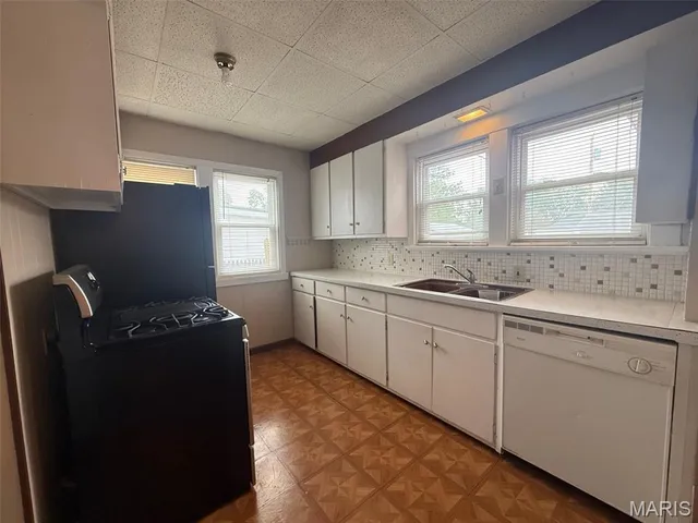 $75,000 | 116 South St John Street, Assumption, IL 62510