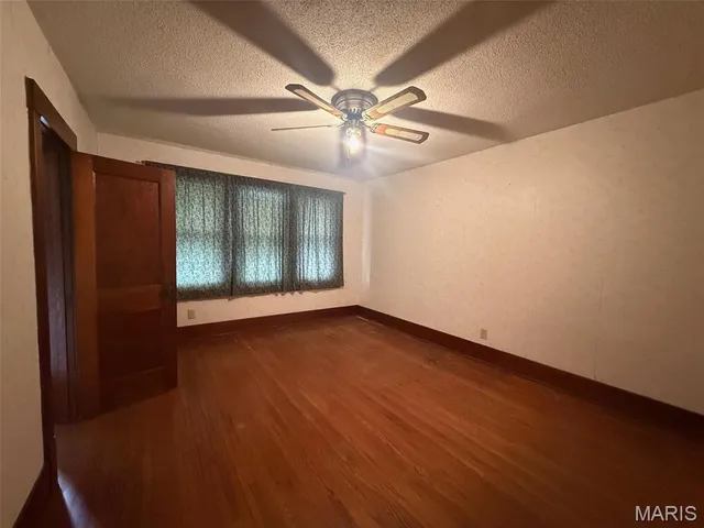 $75,000 | 116 South St John Street, Assumption, IL 62510