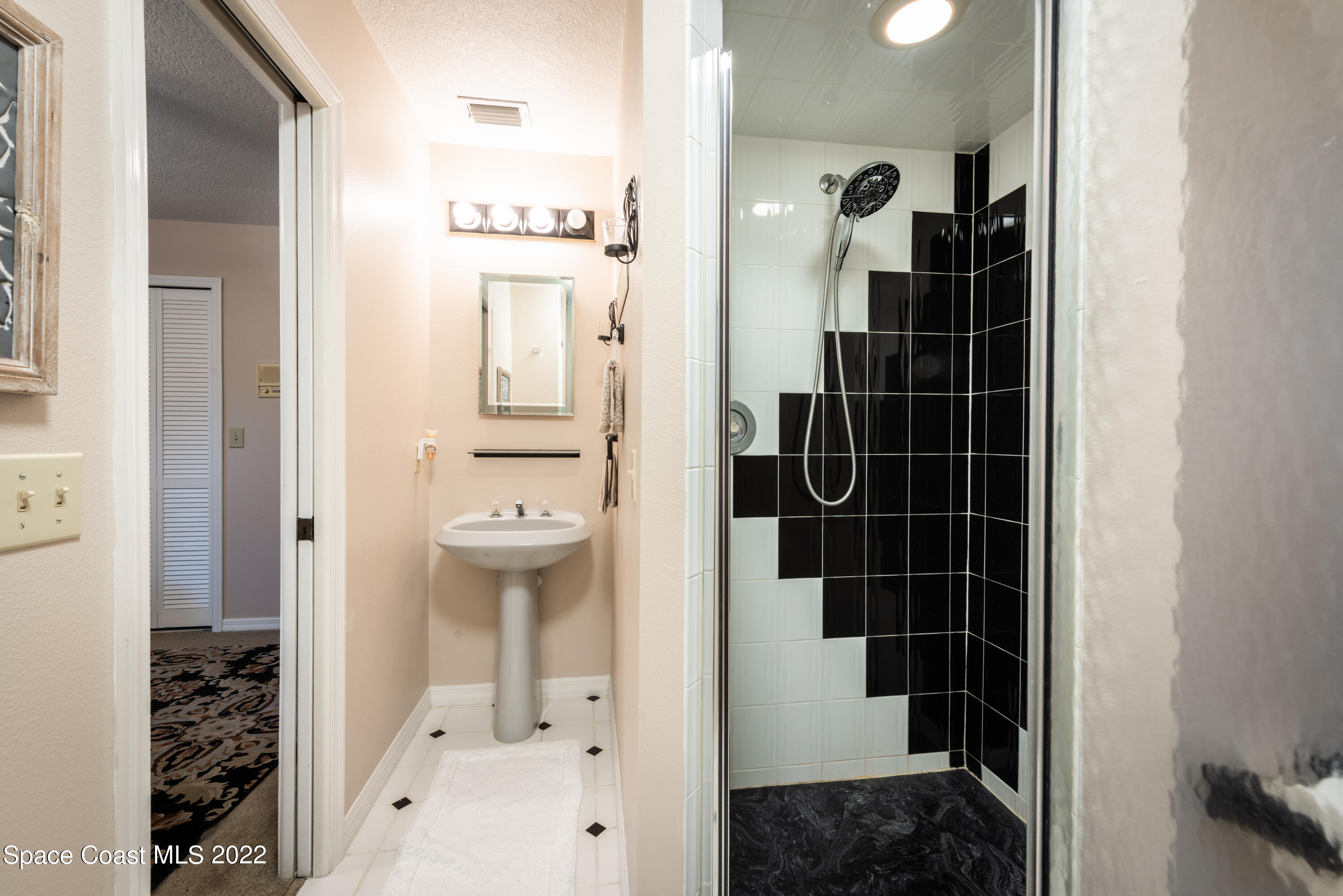 3967 Hunters Ridge Way Titusville, FL 32796 - Photo 27 of 39 Bathroom #4