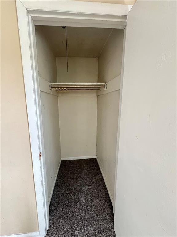 442 Park Street Rochester, PA 15074 - Photo 23 of 31 a view of closet