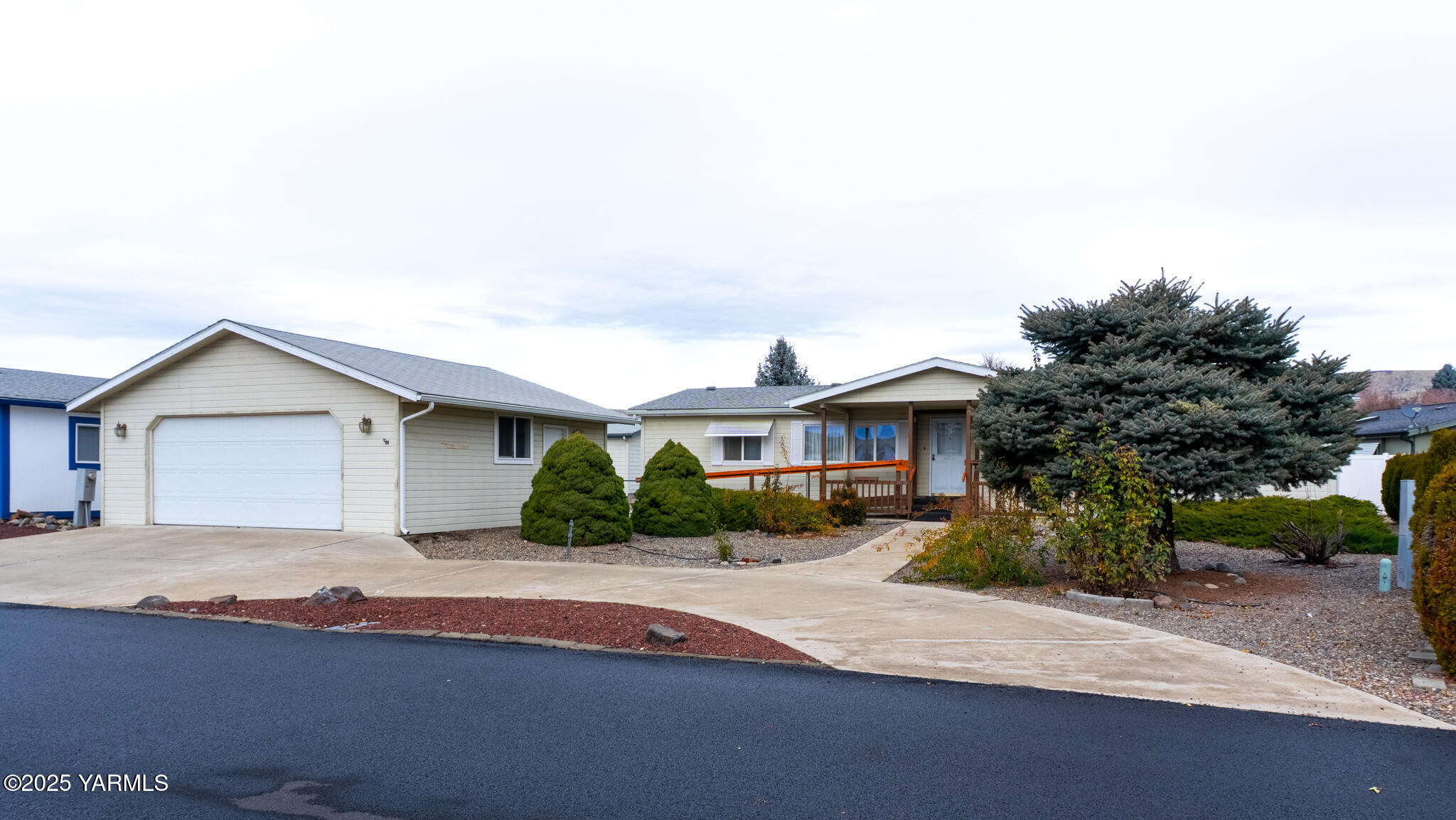 3701 Gun Club Road, Unit 120 Yakima, WA 98901 - Photo 34 of 36 3701 view 3