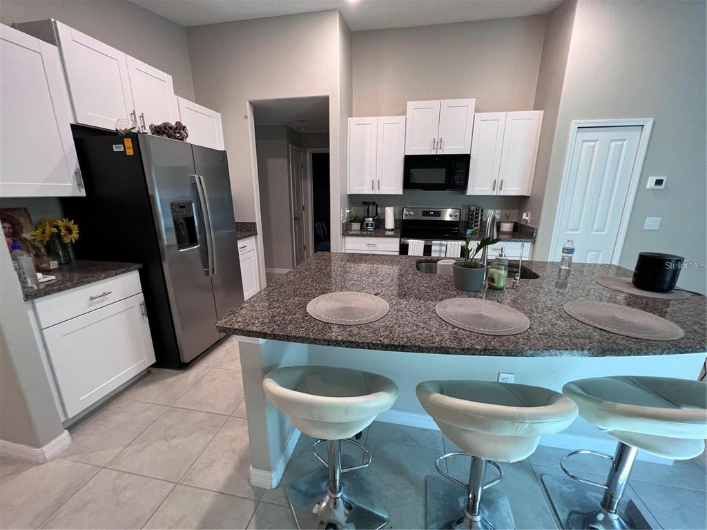 31289 Barrel Wave Way Wesley Chapel, FL 33545 - Photo 11 of 12