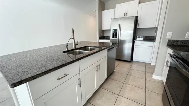 $2,300 | 31289 Barrel Wave Way, Wesley Chapel, FL 33545