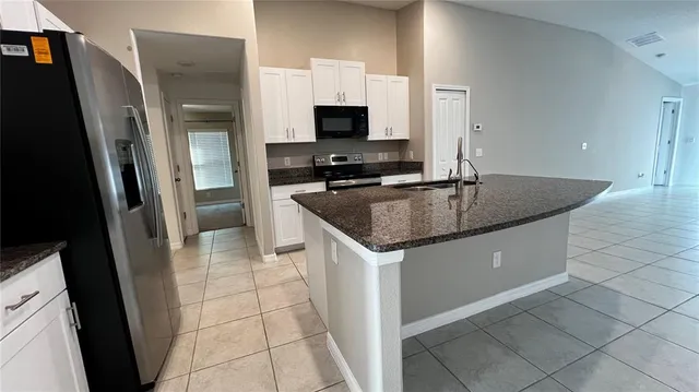 $2,300 | 31289 Barrel Wave Way, Wesley Chapel, FL 33545