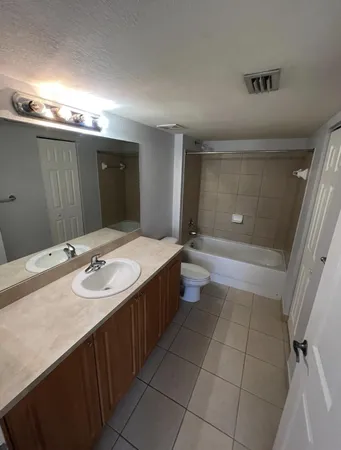 $2,050 | 6769 Heritage Grande, Unit 2103, Boynton Beach, FL 33437