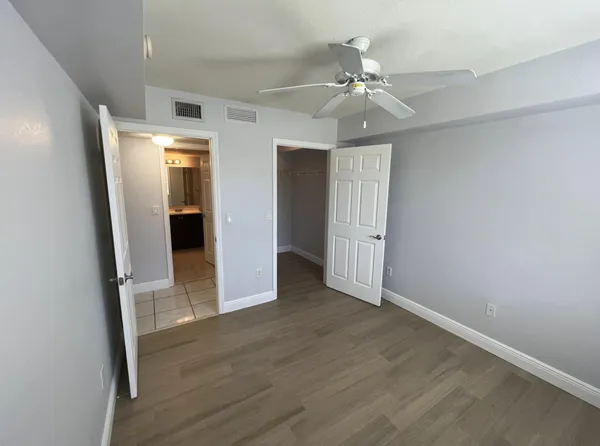 $2,050 | 6769 Heritage Grande, Unit 2103, Boynton Beach, FL 33437