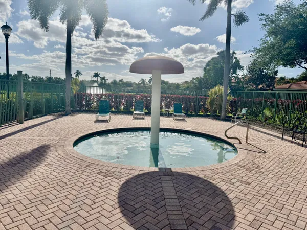 $2,050 | 6769 Heritage Grande, Unit 2103, Boynton Beach, FL 33437