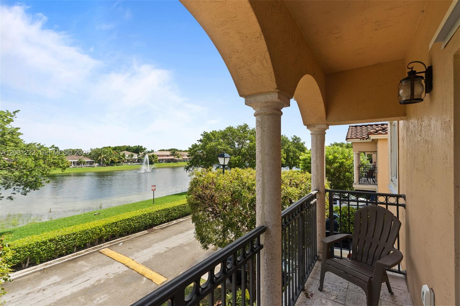 16570 Southwest 70th Street Miami, FL 33193 - Photo 9 of 67 Gallery Image 9