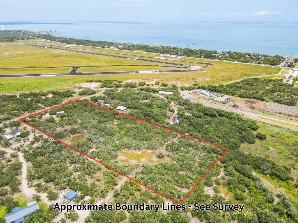 120 Wishert Road Rockport, TX 78382 - Photo 4 of 17