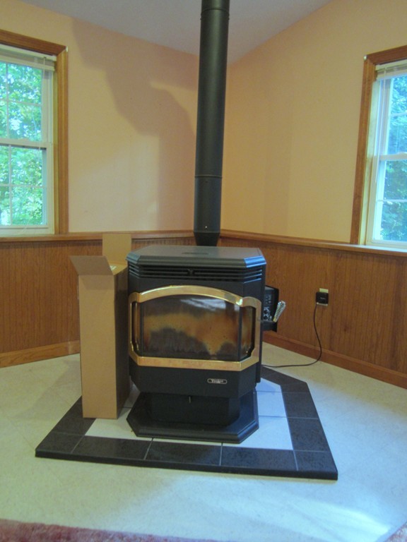 108 Intervale Road Gardner, MA 01440 - Photo 16 of 30 Gallery Image 16