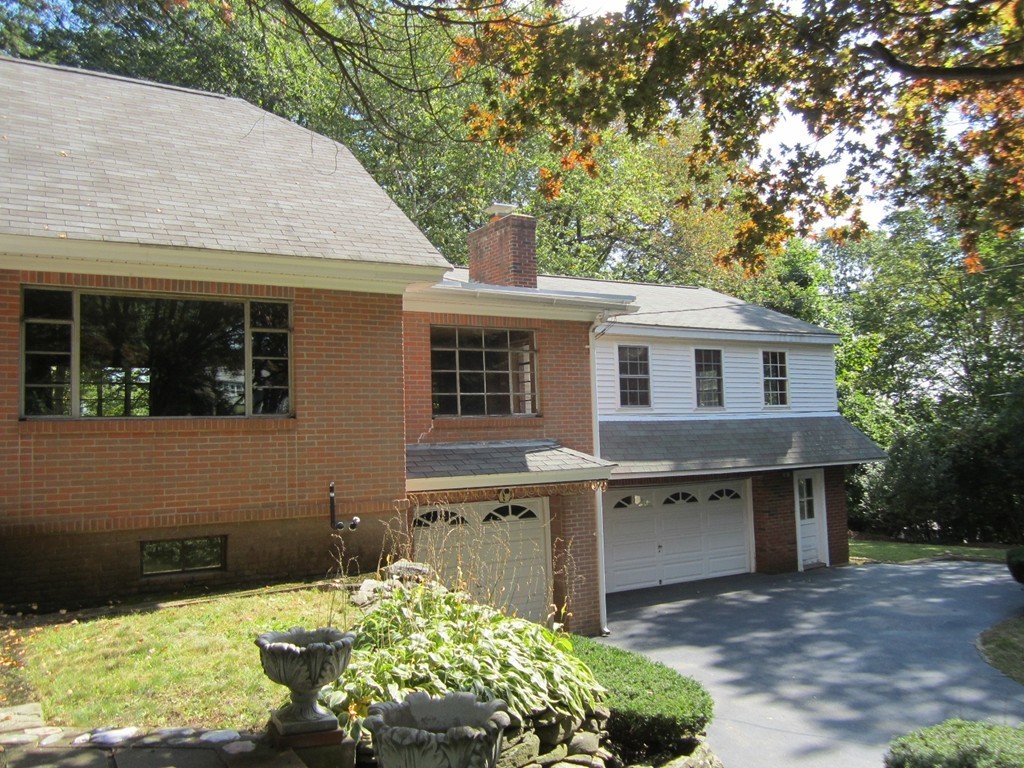 108 Intervale Road Gardner, MA 01440 - Photo 4 of 30 Gallery Image 4