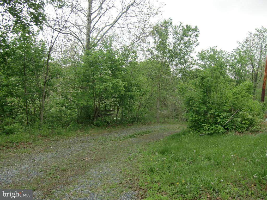 3334 Back Run Road Manheim, PA 17545 - Photo 2 of 15