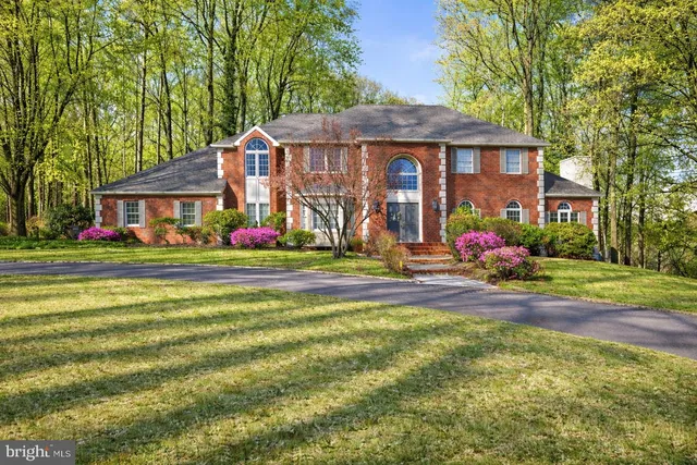 $1,999,999 | 165 Arreton Road, Princeton, NJ 08540