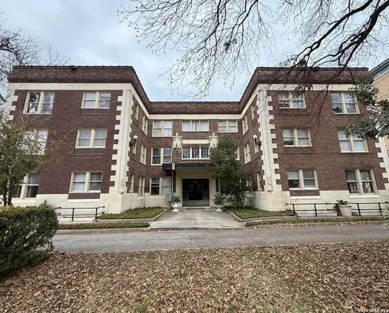 $1,250 | 110 Auditorium Circle, Unit 1, San Antonio, TX 78205