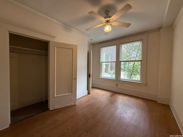 $1,250 | 110 Auditorium Circle, Unit 1, San Antonio, TX 78205