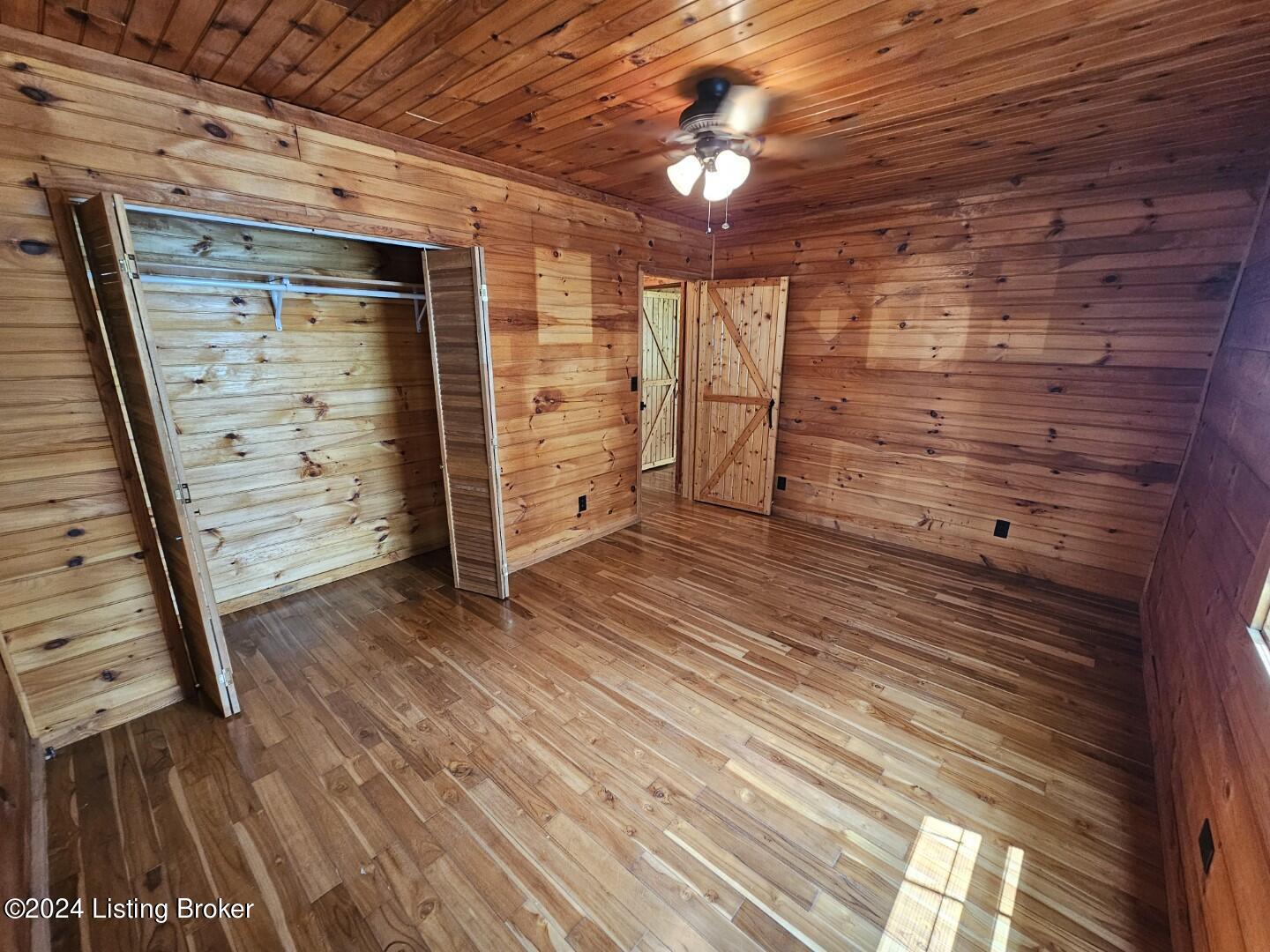 1192 Hudgins Road Magnolia, KY 42757 - Photo 22 of 52 20240802_131102 (Large)