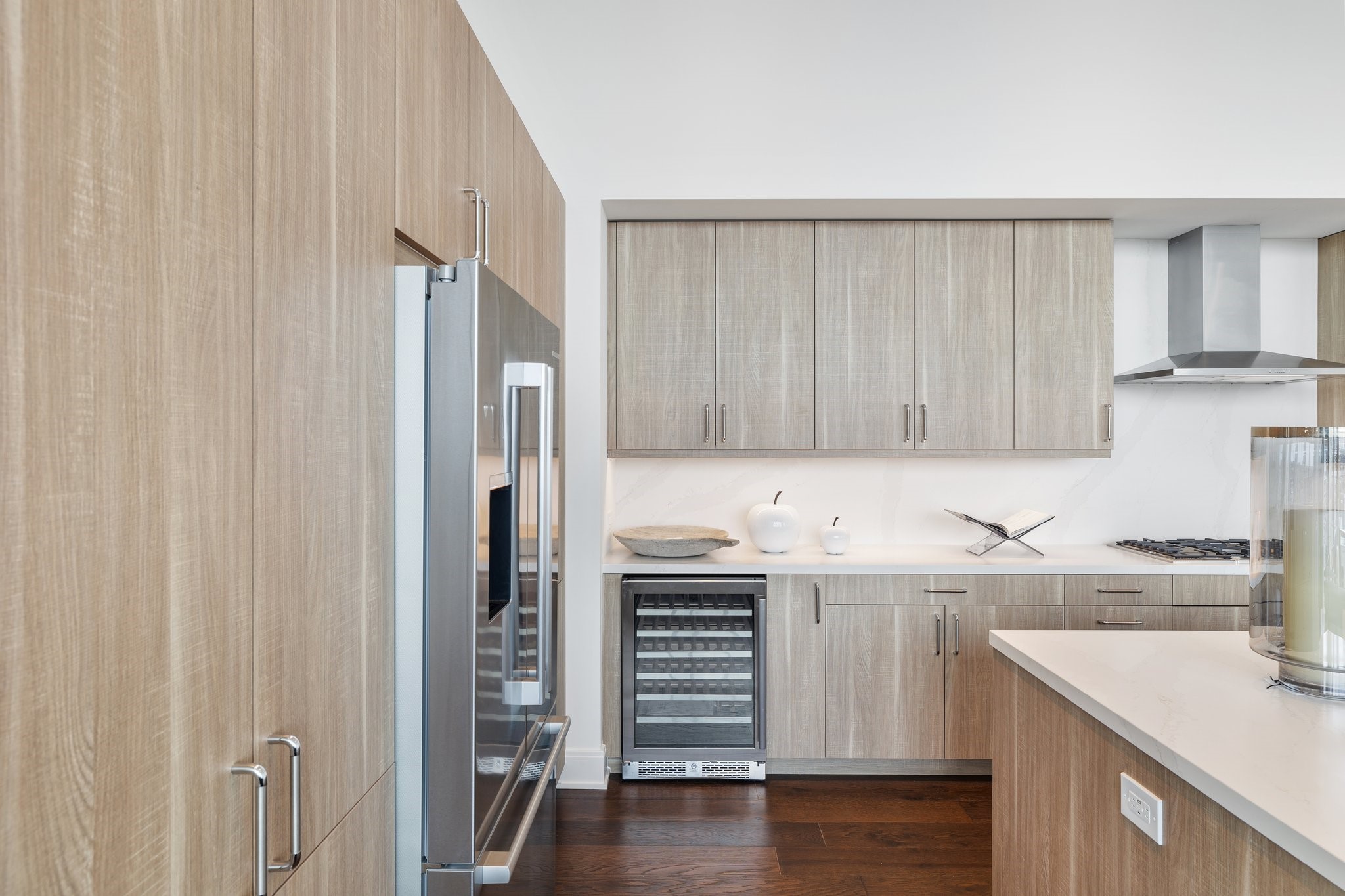 2323 West Main Street, Unit 703 Houston, TX 77098 - Photo 4 of 24 a kitchen with a sink and cabinets