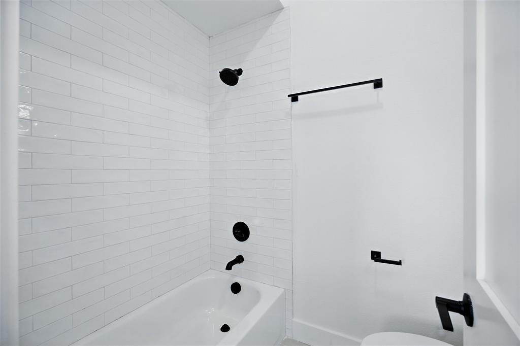 312 North Lancaster Avenue Dallas, TX 75203 - Photo 28 of 29