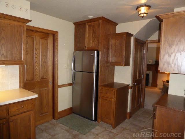 647 East Gunn Road Rochester, MI 48306 - Photo 3 of 26