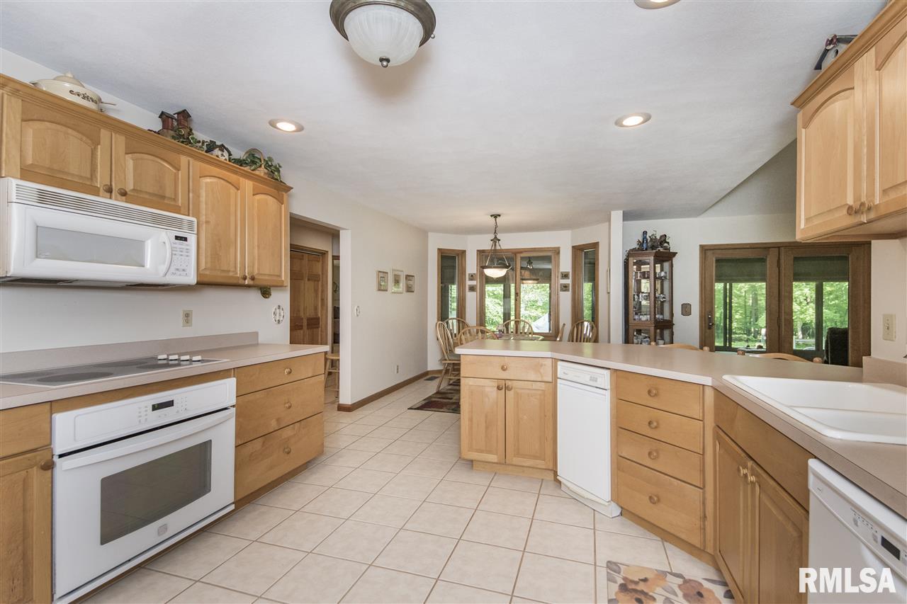 1388 Hickory Grove Road Lacon, IL 61540 - Photo 11 of 36 Gallery Image 11